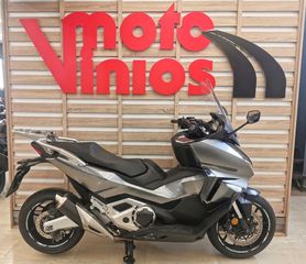 Honda Forza 750 2023