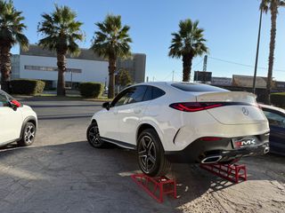 Mercedes-Benz GLC 300 2024 GLC COUPé 300 4MATIC 9G-TRONIC-thumb-1