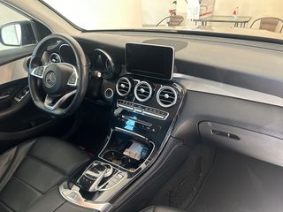 Mercedes-Benz GLC 250 2018 D 4MATIC 9G-TRONIC