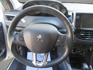 Peugeot 2008 2016 1.2cc-PURETECH-thumb-13