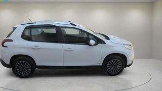 Peugeot 2008 2016 1.2cc-PURETECH-thumb-8