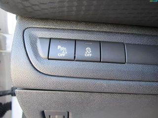 Peugeot 2008 2016 1.2cc-PURETECH-thumb-16