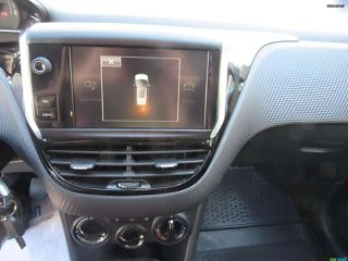 Peugeot 2008 2016 1.2cc-PURETECH-thumb-14