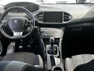 Peugeot 308 2016 1.2 e-THP Style-thumb-9