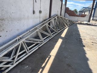 Τρακτέρ  MDB 2014 Υπόστεγο 1350 τμ