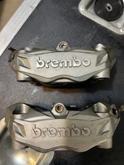 brembo ακτινικες 100mm ζευγαρι