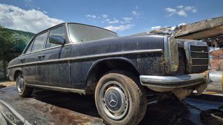 Mercedes-Benz 1975 W114-thumb-2