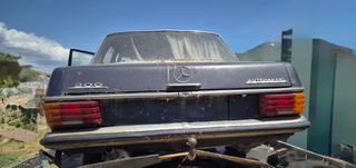 Mercedes-Benz 1975 W114-thumb-4