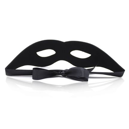 Black Domination Mask – For Bondage & Control Play