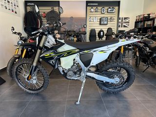 Triumph TF 250-E 2026