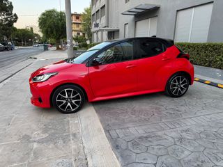 Toyota Yaris 2020 1.5 Hybrid C-Hic BiTone