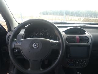 Opel Corsa 2005 1.3 CDTI-thumb-3