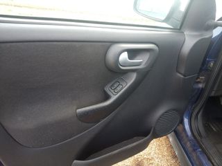 Opel Corsa 2005 1.3 CDTI-thumb-11