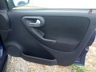Opel Corsa 2005 1.3 CDTI-thumb-12