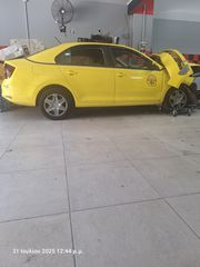 ΠΩΛΕΙΤΑΙ  ΓΙΑ ΑΝΤΑΛΛΑΚΤΙΚΑ SKODA RAPID