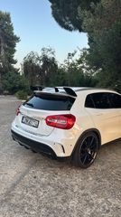 Mercedes-Benz GLA 180 2018 AMG LOOK