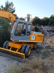 Εκσκαφέας Με Λάστιχα Liebherr 1996 902Α