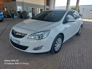 Opel Astra 2012