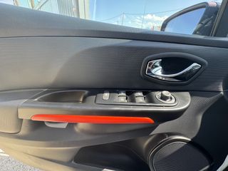 Renault Clio 2013 RS SPORT-thumb-24