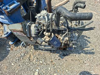 Φορτωτάκι Kubota 2004 Τετρακύλιδρη μηχανή για τσαπάκια φορτωτάκια-thumb-4
