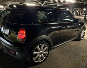 Mini Cooper S 2010 N18 AUTO-SUN ROOF-LEATHER