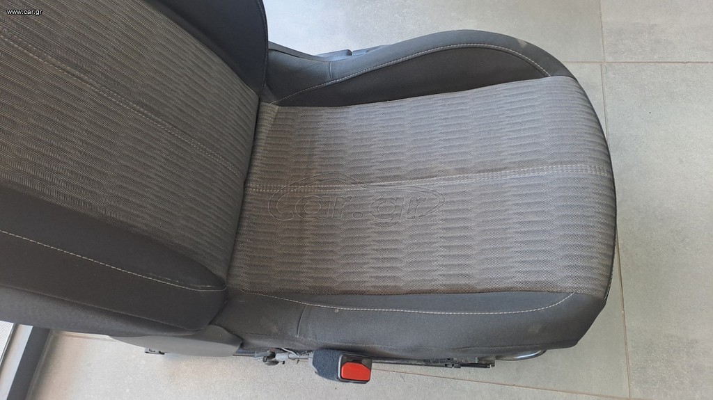 Μπροστινα καθίσματα OPEL