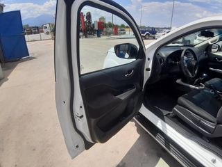 Nissan Navara 2019-thumb-8