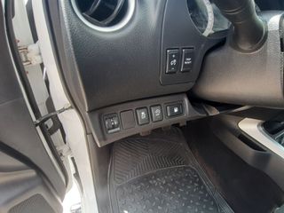 Nissan Navara 2019-thumb-13