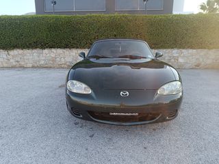 Mazda MX-5 2002 NBFL(Facelift) Nardi torino
