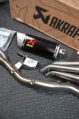 AKRAPOVIC RACING CARBON COMPLETE EXHAUST YAMAHA TRACER 9 / GT 2021-2024