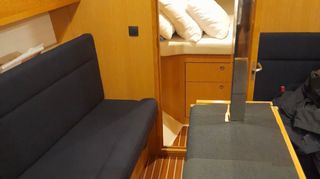 Bavaria 2011 32 CRUISER-thumb-11