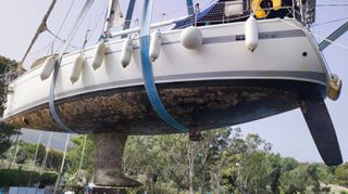 Bavaria 2011 32 CRUISER-thumb-19