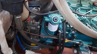 Bavaria 2011 32 CRUISER-thumb-28