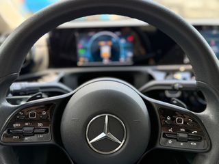 Mercedes-Benz A 250 2020-thumb-14