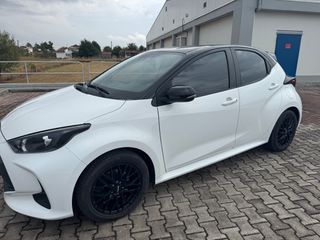 Toyota Yaris 2022 HYBRID AUTOMATIC ΠΡΩΤΟ ΧΕΡΙ ΕΛΛΗΝΙΚΟ ΑΤΡΑΚΑΡΙΣΤΟ ΙΔΙΩΤΗΣ