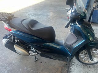 Piaggio Beverly 300 2022-thumb-7