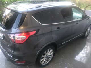 Ford Kuga 2018 Vignale-thumb-3