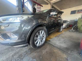 Ford Kuga 2018 Vignale-thumb-9