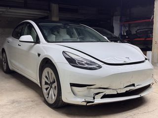 Tesla Model 3 2022 LONG RANGE DUAL MOTOR PERFORMANCE SELF DRIVING