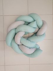 Πωλούνται 2 παιδικές πάντες.