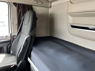 DAF 2017 XF 530 SSC Mega Low Liner-thumb-12