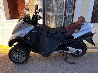 Piaggio MP3 250 LT 2007 MP3 250 LT-thumb-9