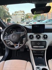 Mercedes-Benz 180 2017 A180