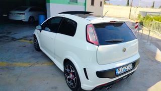 Abarth Punto Evo 2012-thumb-4