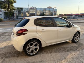 Peugeot 208 2016 1.2 PURETECH 82 STYLE-thumb-7
