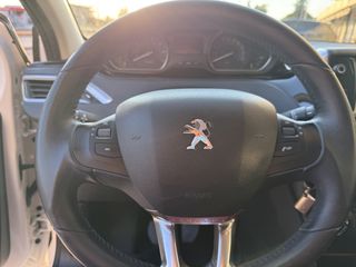 Peugeot 208 2016 1.2 PURETECH 82 STYLE-thumb-14