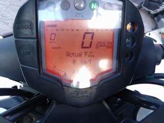KTM 250 Duke 2022 ABS 3-2022!!!!-thumb-14