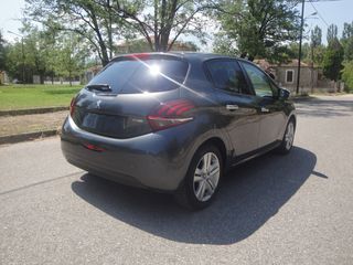 Peugeot 208 2016-thumb-30