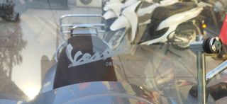Vespa GTS 300 2022-thumb-5