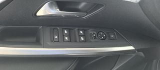 Peugeot 3008 2025 e-210hp (157kW) 73kWh Allure-ΕΤΟΙΜΟΠΑΡΑΔΟΤΟ-thumb-14